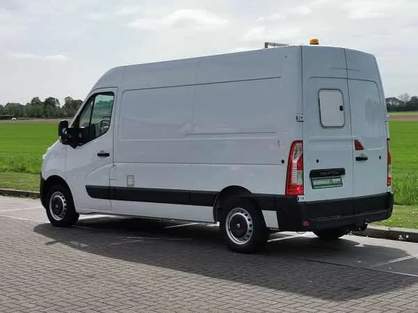 Renault Master 2.3 CDI 130 L2H2 Image 5